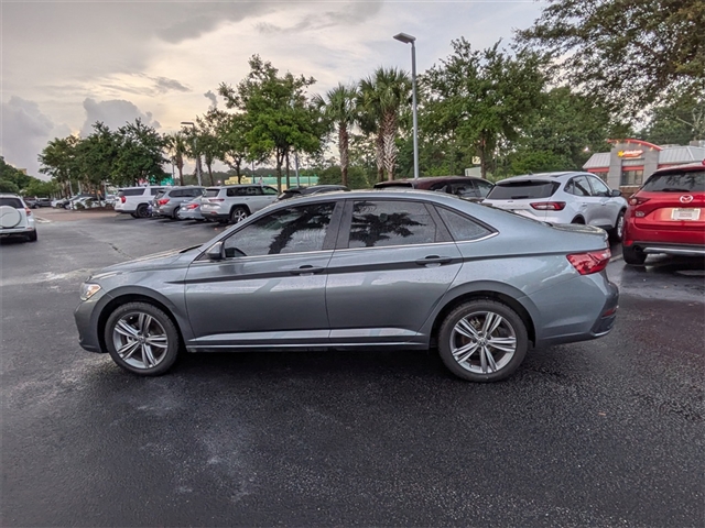 2023 Volkswagen Jetta SE
