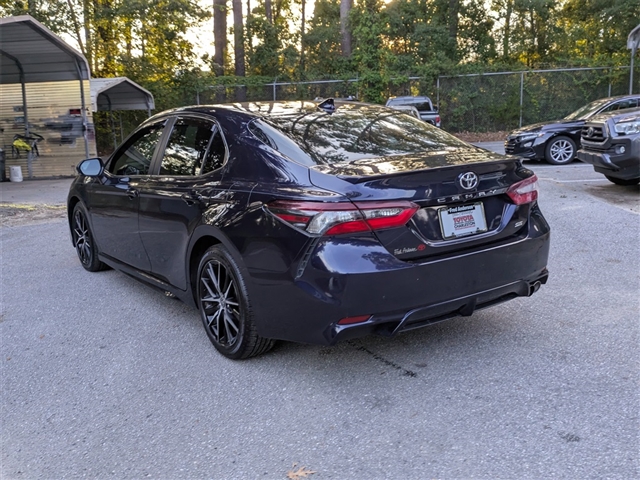2022 Toyota Camry SE