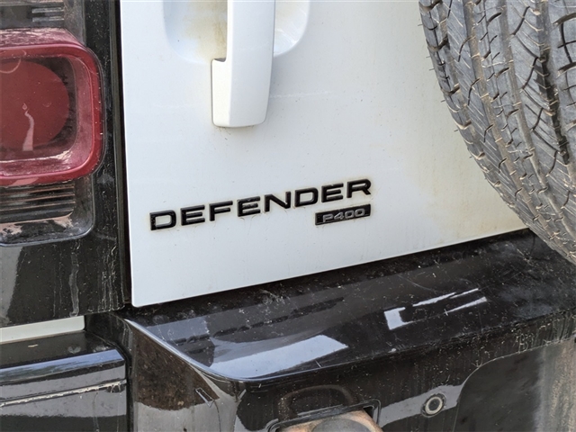 2023 Land Rover Defender 90 X-Dynamic SE