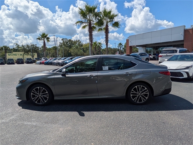 2025 Toyota Camry XLE