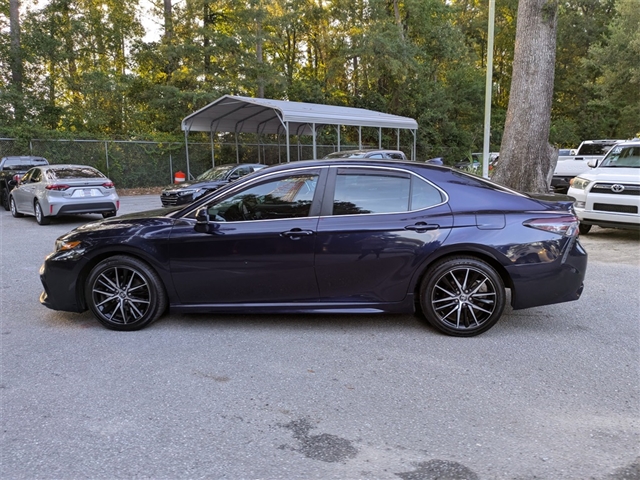 2022 Toyota Camry SE