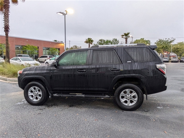 2019 Toyota 4Runner SR5