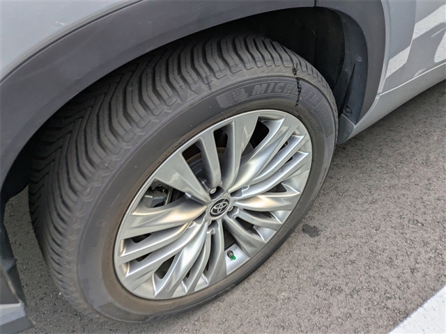 2023 Toyota Highlander Platinum