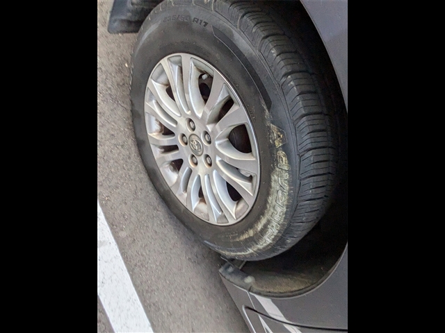 2017 Toyota Sienna XLE 7 Passenger