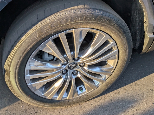 2023 Toyota Venza XLE
