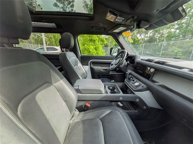2023 Land Rover Defender 90 X-Dynamic SE