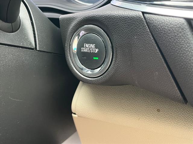 2019 Buick Regal TourX Essence