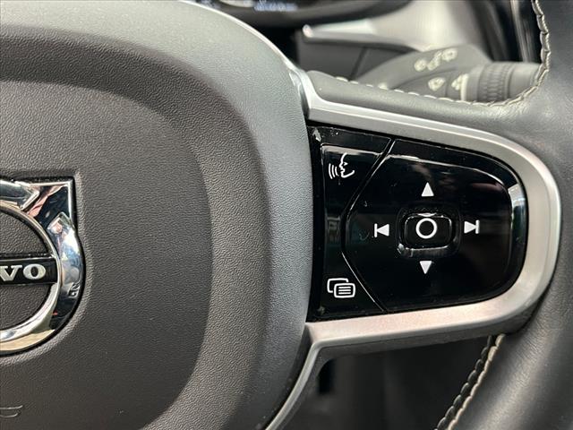 2021 Volvo XC60 Recharge T8 R-Design