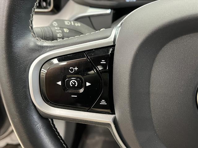 2021 Volvo XC60 Recharge T8 R-Design