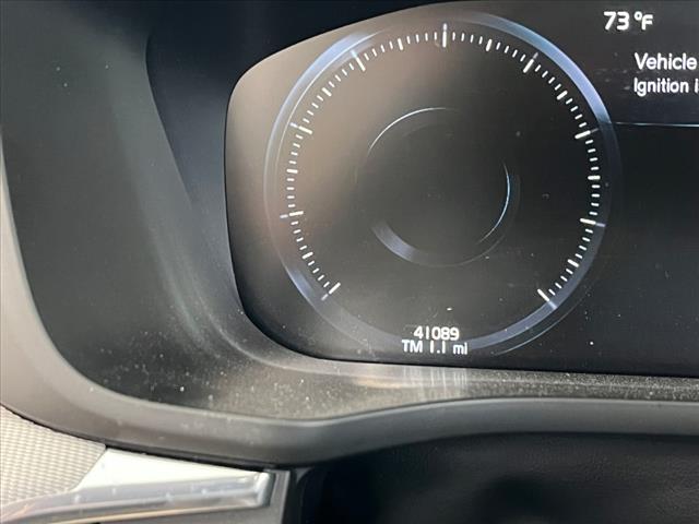 2021 Volvo XC60 Recharge T8 R-Design