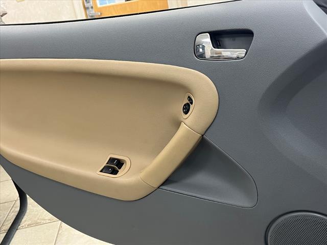 2007 Pontiac Solstice Base
