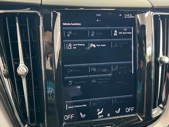 2021 Volvo XC60 Recharge T8 R-Design
