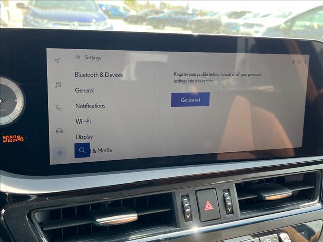 2023 Lexus ES 300h Base