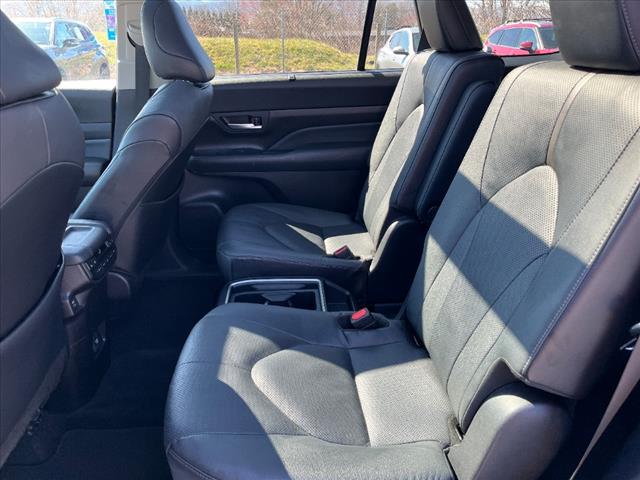 2024 Toyota Grand Highlander Platinum