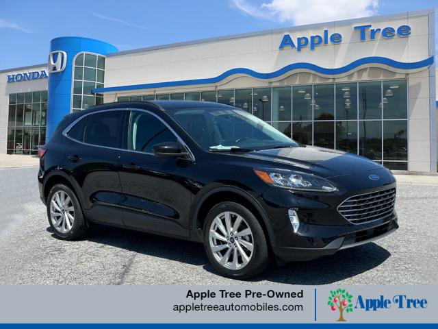 2022 Ford Escape Titanium