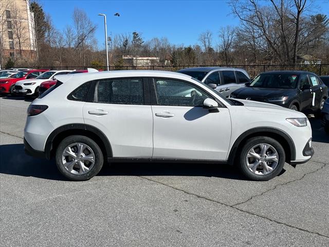 2025 Honda HR-V LX