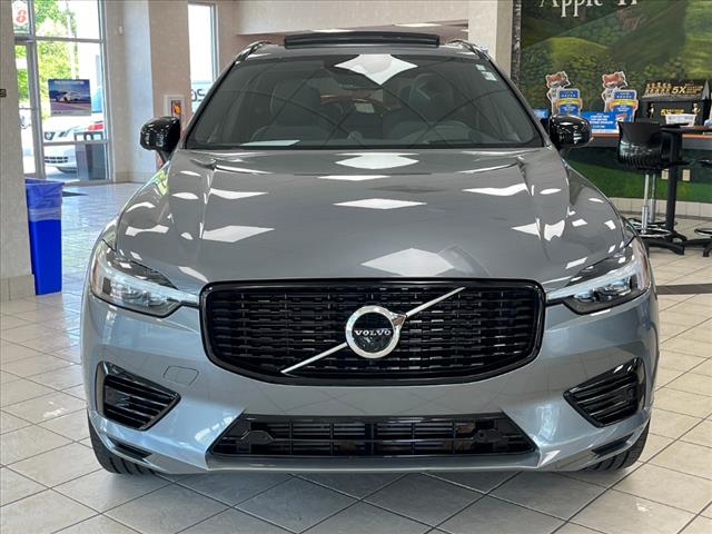 2021 Volvo XC60 Recharge T8 R-Design