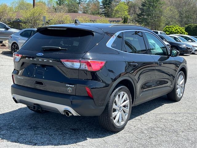 2022 Ford Escape Titanium