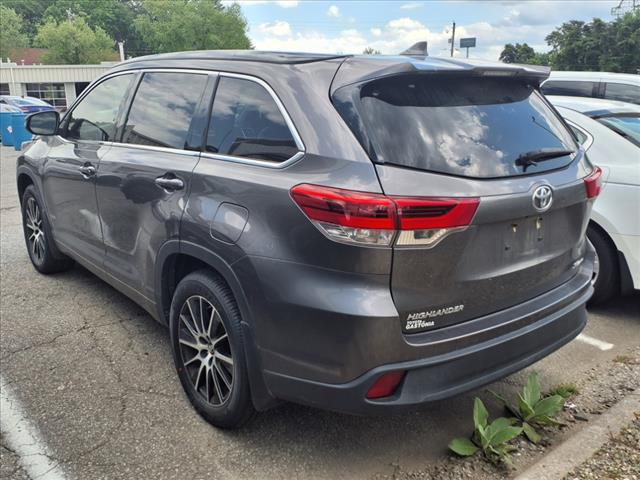 2018 Toyota Highlander SE
