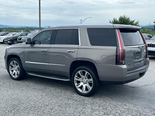 2017 Cadillac Escalade Luxury