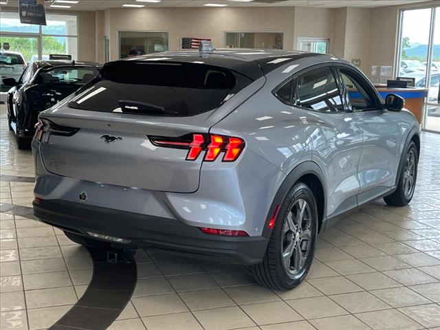 2022 Ford Mustang Mach-E Select