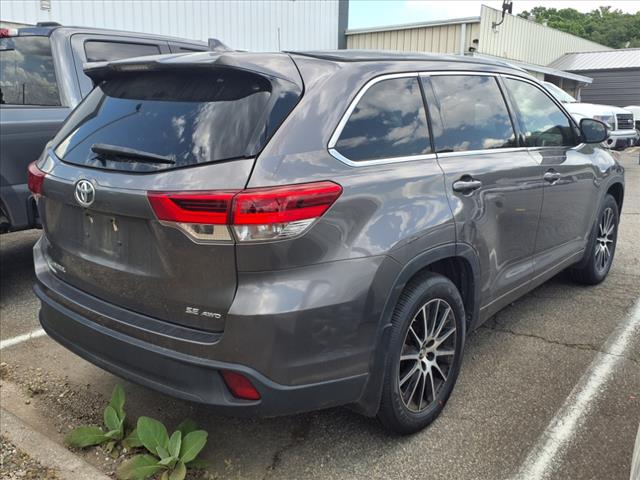 2018 Toyota Highlander SE