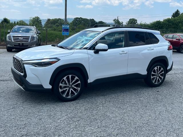 2022 Toyota Corolla Cross XLE