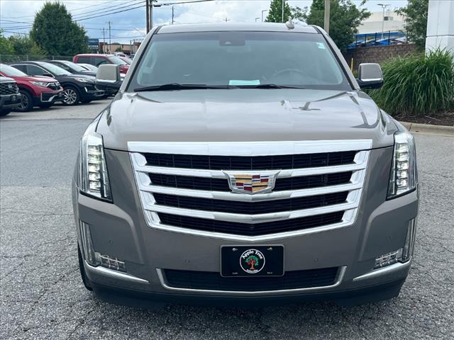 2017 Cadillac Escalade Luxury