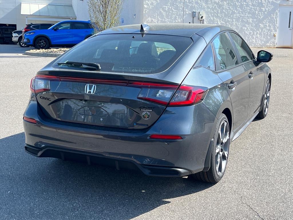 View vehicle photo 5