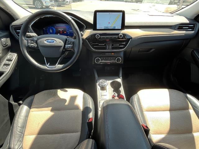 2022 Ford Escape Titanium