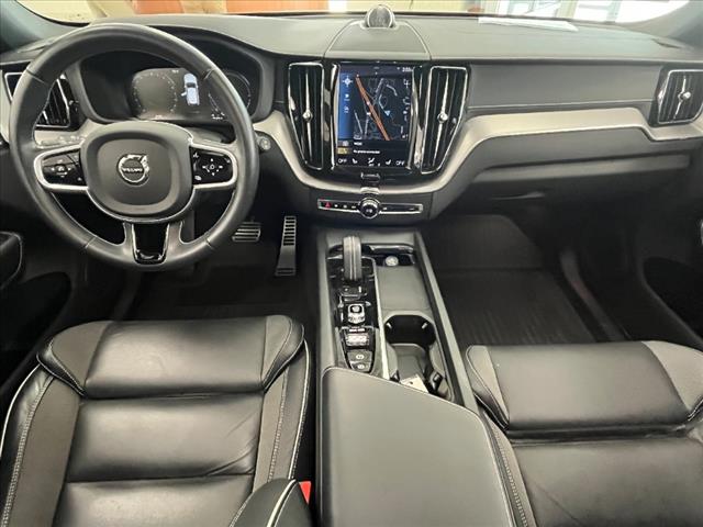 2021 Volvo XC60 Recharge T8 R-Design