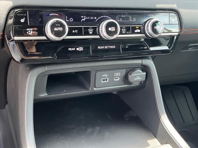 2025 Honda Pilot Sport