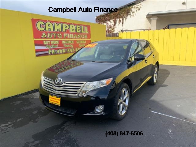 Toyota Venza's photo