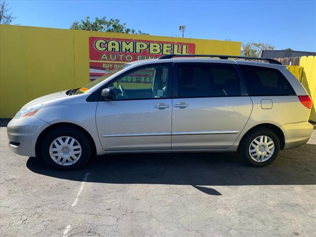 2007 Toyota Sienna LE 7-Passenger - Photo 2