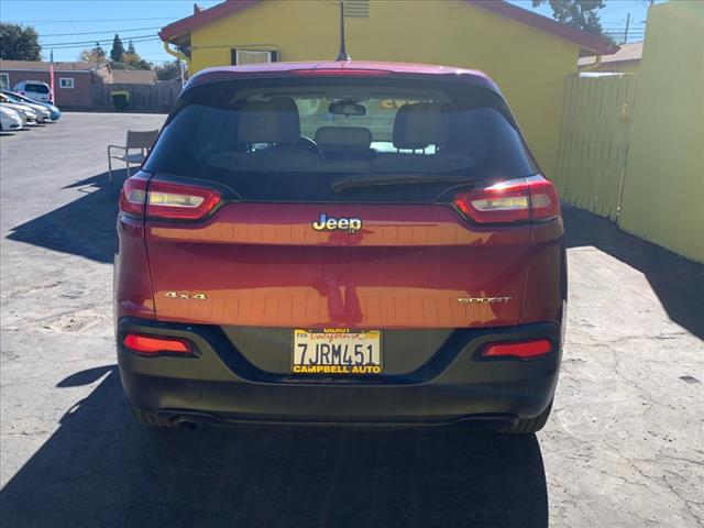 2015 Jeep Cherokee Sport - Photo 3