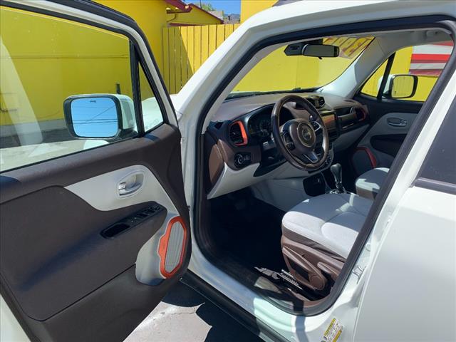 2015 Jeep Renegade Latitude - Photo 3