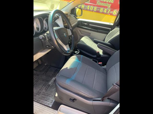 2008 Dodge Grand Caravan SXT - Photo 4