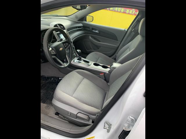 2013 Chevrolet Malibu LS - Photo 5