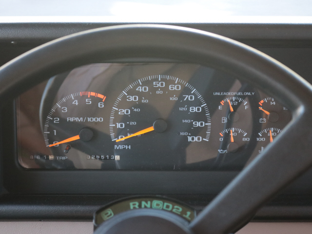 1999 Winnebago Wpf35c MPV / Brave