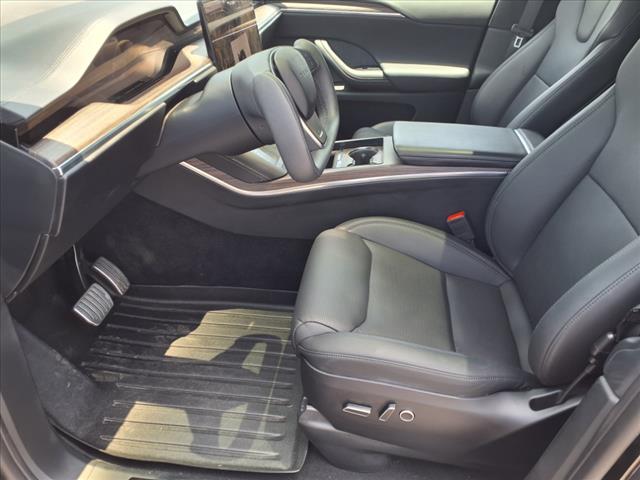 2022 Tesla Model X Base