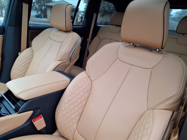 2025 Jeep Grand Cherokee Summit Reserve