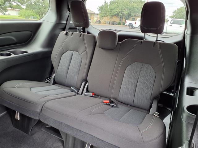 2022 Chrysler Pacifica Touring