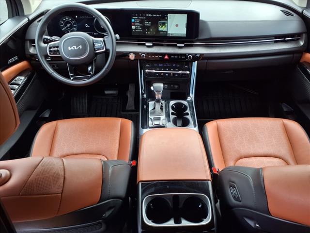 2024 Kia Carnival SX