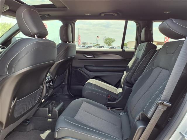 2025 Jeep Grand Cherokee L Laredo X