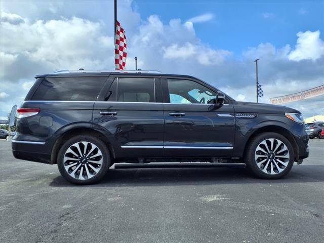 2022 Lincoln Navigator Reserve