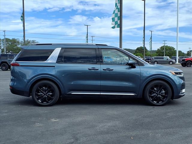 2024 Kia Carnival SX