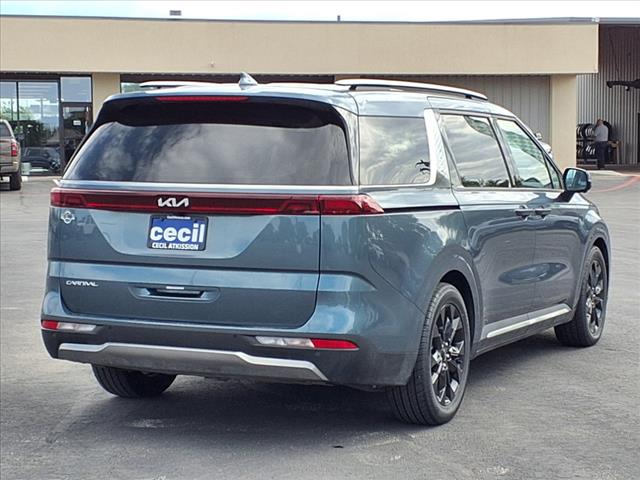 2024 Kia Carnival SX