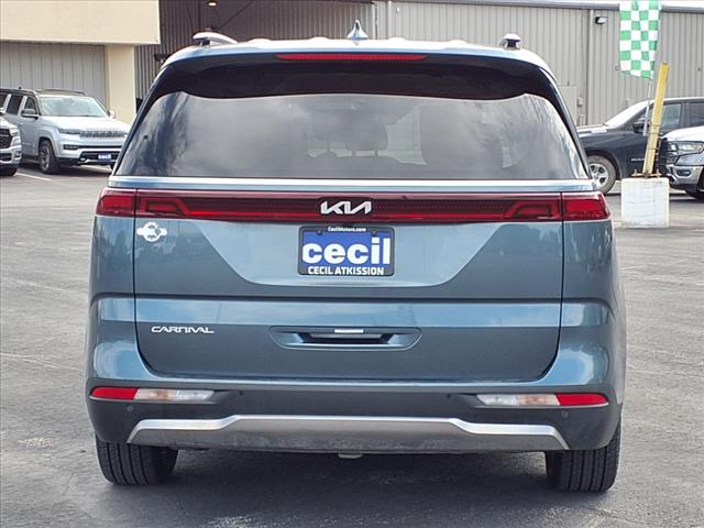 2024 Kia Carnival SX