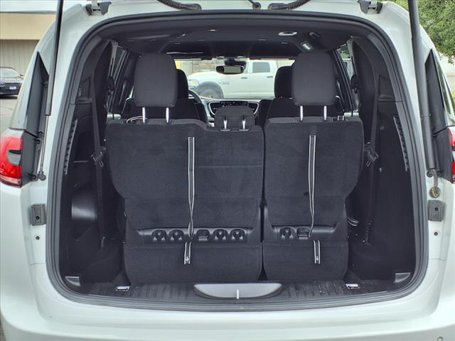 2022 Chrysler Pacifica Touring