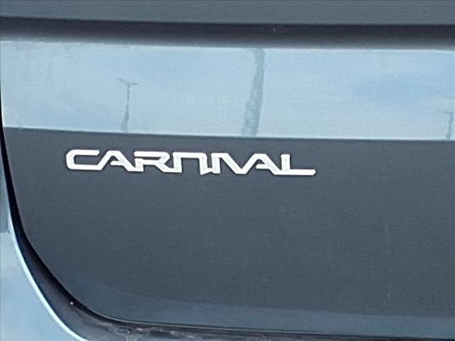 2024 Kia Carnival SX